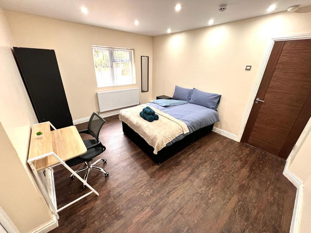 Appartamento Nines Of Elegance At Castle Road Birmingham Esterno foto